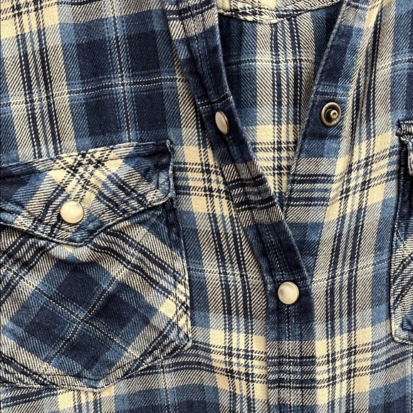 American Eagle Navy Plaid Shirt Pearlized Snap buttons Coastal Cowgirl - Picture 3 of 8
